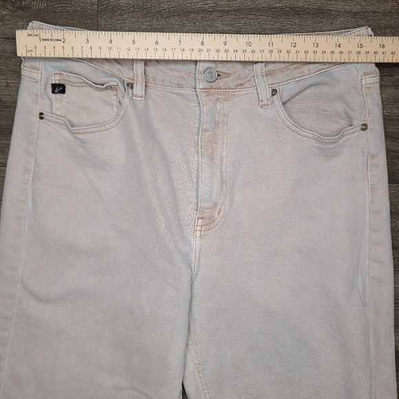 KanCan USA Sonya High Rise Slim Balloon Fit Jeans SIZE 11/29 DUSTY PINK - Picture 6 of 11
